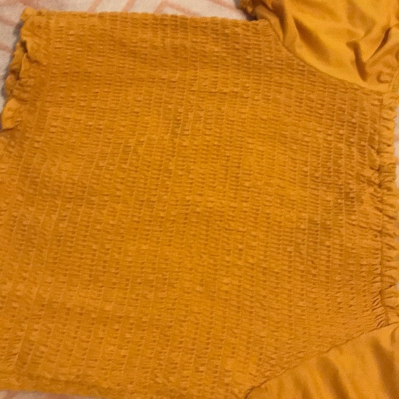 Crop top - Picture 3 of 3